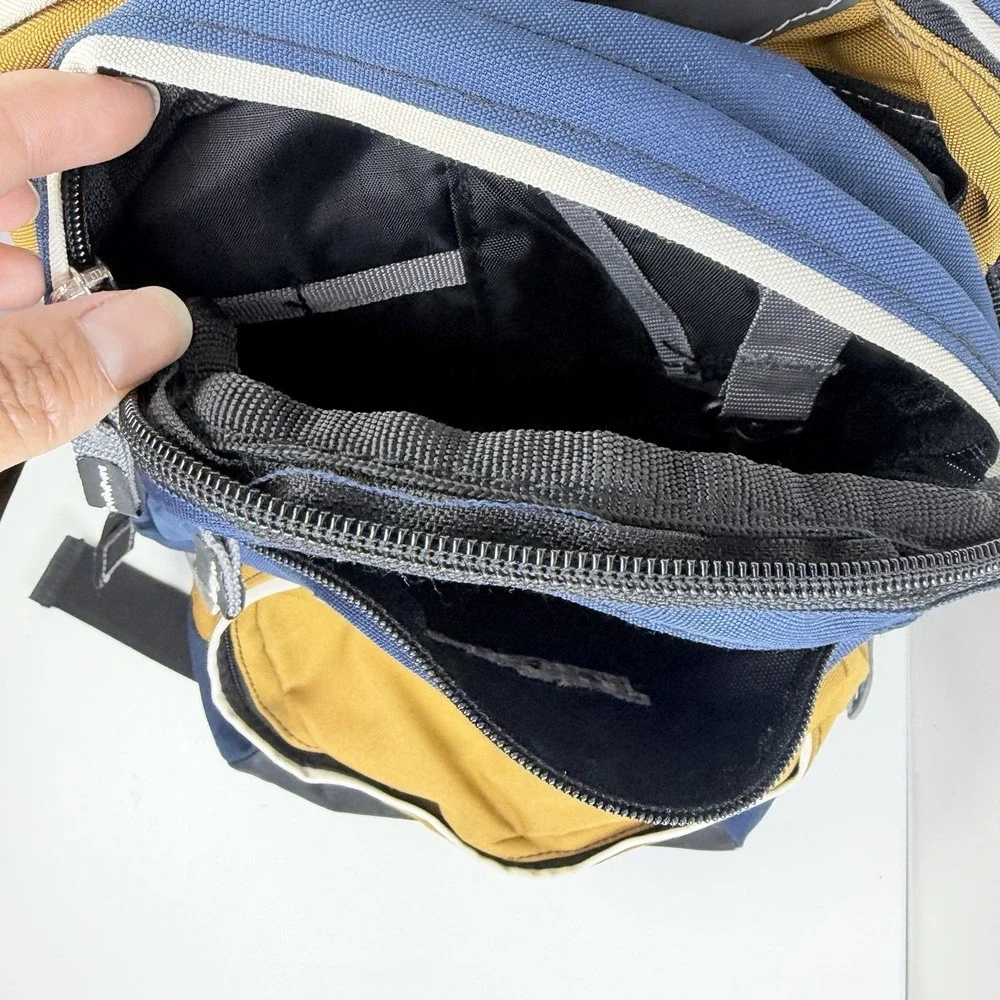 VTG Y2K JanSport Backpack Travel Camping Hiking Outdoors Day Pack 2 Swing Outs